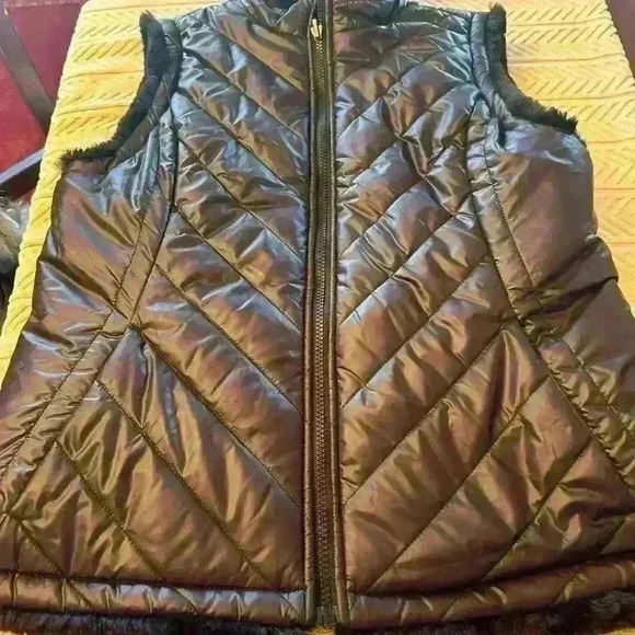 Nicole Miller Original Puffer Faux Fur Women’s Vest Black Medium Reversible - Picture 13 of 14